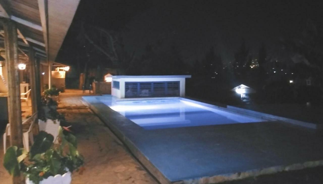 Hotel Restaurant Hellenique Appartements Kigali Kültér fotó