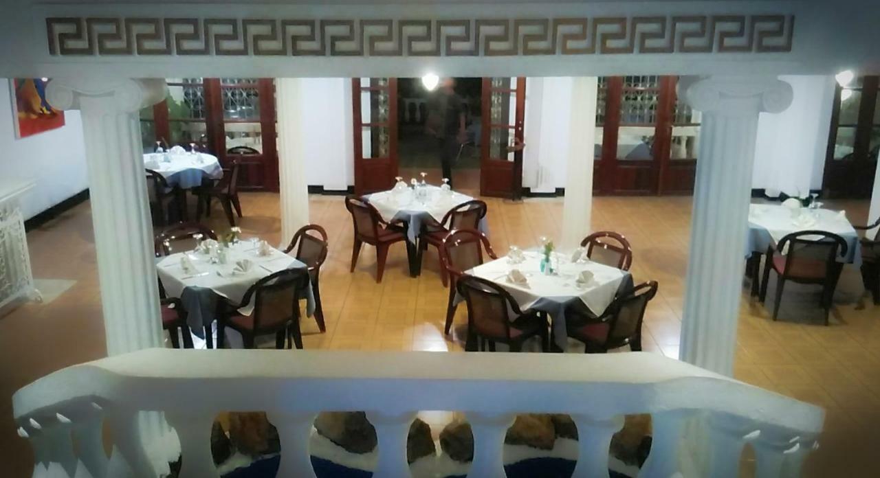 Hotel Restaurant Hellenique Appartements Kigali Kültér fotó