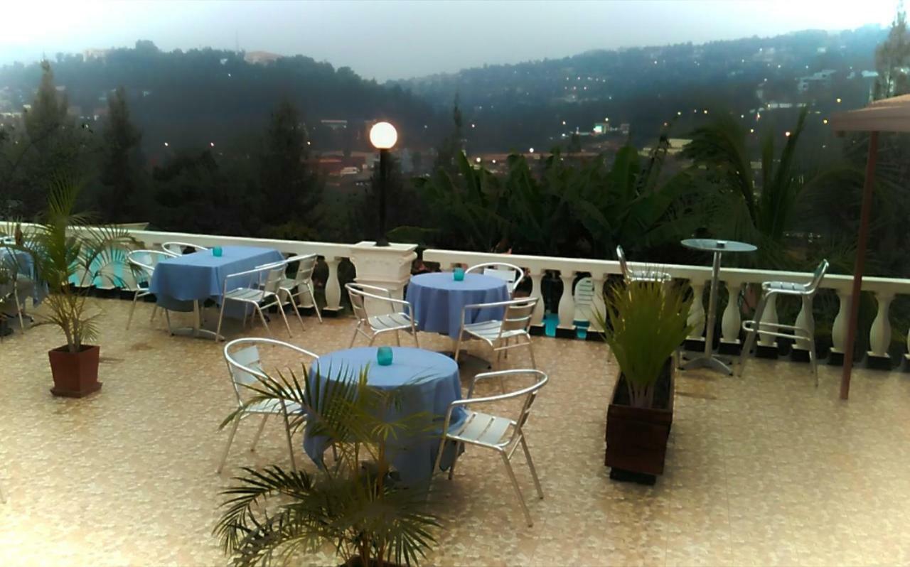 Hotel Restaurant Hellenique Appartements Kigali Kültér fotó